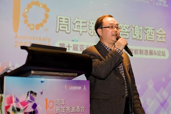 追光者∣光谷：三十而立長(zhǎng)歌當(dāng)行，群星閃耀為夢(mèng)想前行！